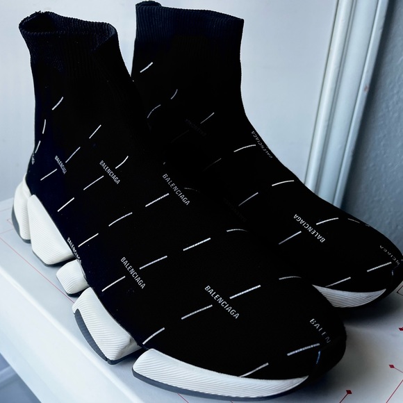 Like new balenciaga speed runners 2.0 - Picture 2 of 3